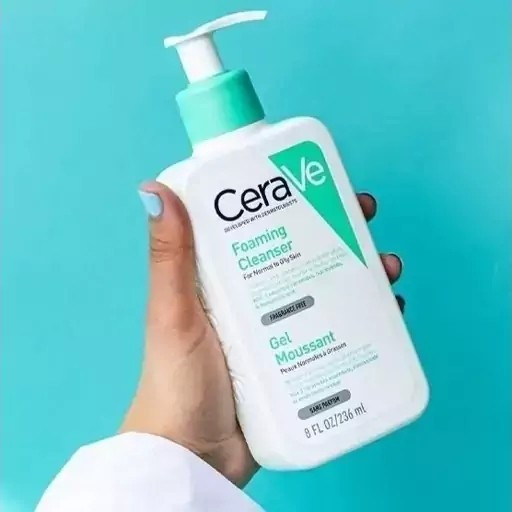 ژل شستشوی پوست چرب تا نرمال سراوی